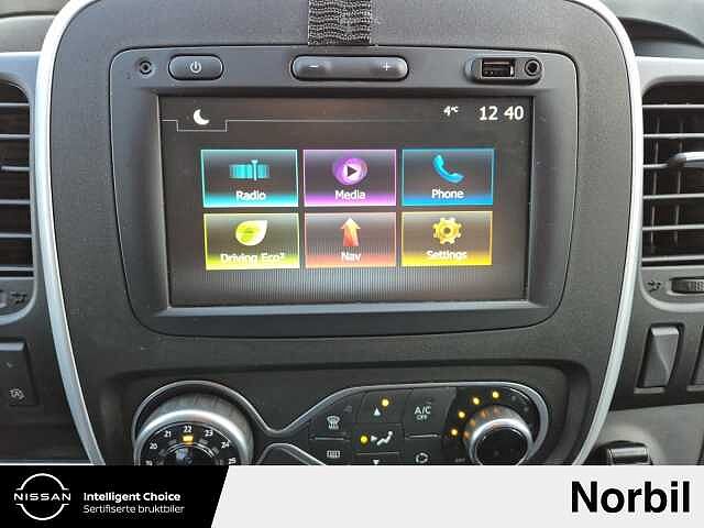 Nissan NV300 Working Star