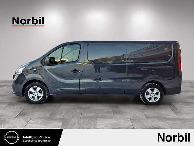Nissan NV300 Working Star